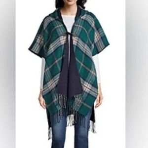 St. John's Bay Navy And Green Plaid Flannel Fringe Poncho NWT